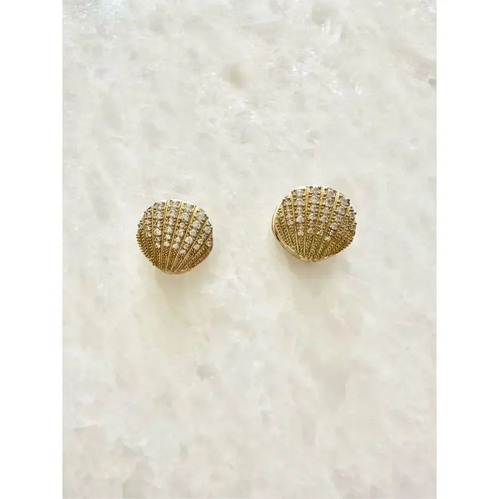 Cubic zirconia clamshell snap dangle earrings ￼